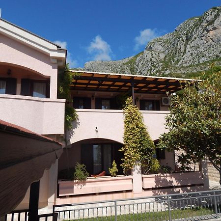 Apartmani Zona Sveti Stefan Bagian luar foto