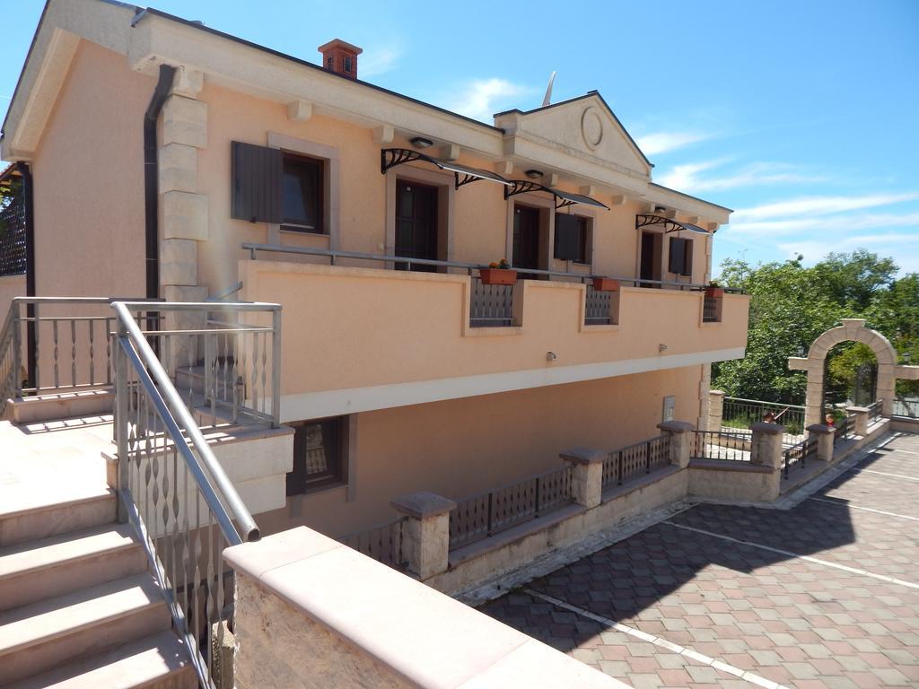 Apartmani Zona Sveti Stefan Bagian luar foto