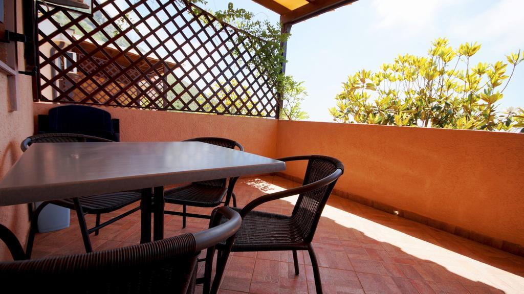 Apartmani Zona Sveti Stefan Bagian luar foto